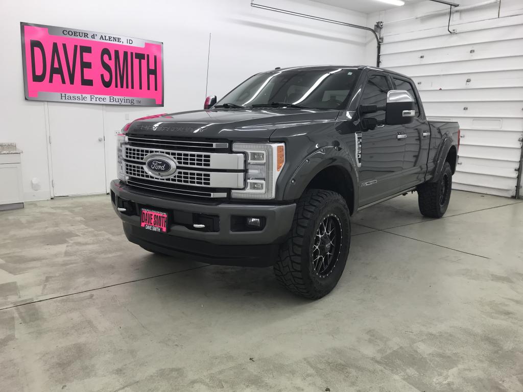 Pre-Owned 2017 Ford F-250 Super Duty Platinum Crew Cab Short Box 4 Door